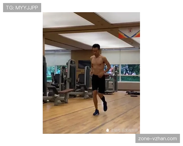 安赛龙训练间隙豪掷上万,连健身房都像开了个小奢侈品店? 安赛龙训练间隙豪掷上万,连健身房都像开了个小奢侈品店?